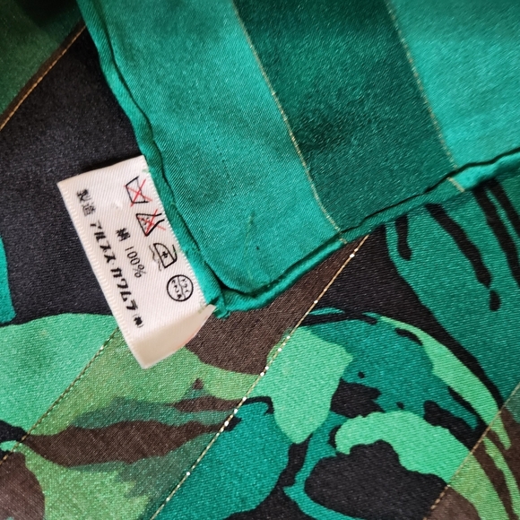 Charles Jourdan Silk Scarf 34/34 - Picture 7 of 9